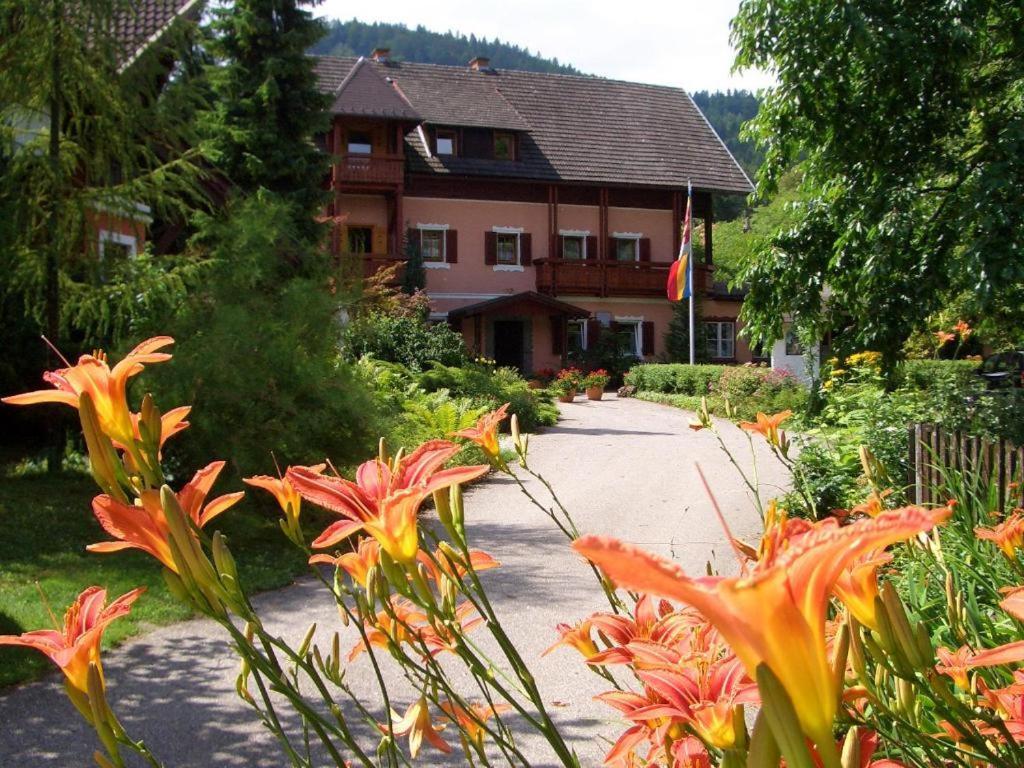 Apartmán Georgihof Im Park Unterburg am Klopeiner See Exteriér fotografie
